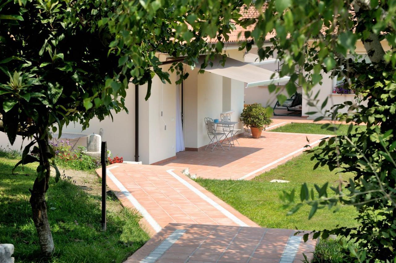 Villa Josephine San Felice del Benaco Exterior foto